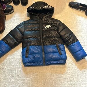 Boys just do it Nike puffer